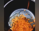A picture of step 1 of Chicken Veggie pasta.