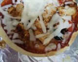 A picture of step 4 of Spicy Chicken Pizza 🍕.