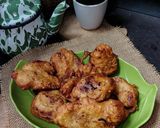Foto langkah ke 5 dari resep Pisang Goreng Madu Wijen.