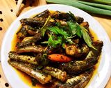 Hình bước làm 3 của món Cá Kèo Kho Rau Răm