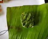 A picture of step 5 of Green paneer parcel.