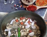 A picture of step 3 of Coconut Mushroom Curry.