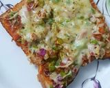 चीज़ ब्रेड पिज़्ज़ा (cheese bread pizza recipe in Hindi) रेसिपी चरण 3 फोटो
