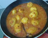 A picture of step 5 of Dum aalu.