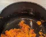 A picture of step 2 of Gajar Halwa Oatmeal.
