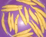 Foto langkah ke 2 dari resep Stik kentang keju.