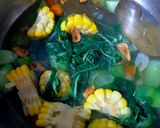 Foto langkah ke 5 dari resep 1003. Bening Bayam, Oyong,Labu Siam, Wortel dan Jagung.