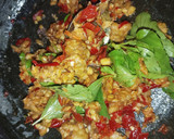 Foto langkah ke 3 dari resep Sambel tempe kemangi.