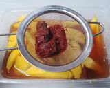 Foto langkah ke 3 dari resep Asinan Mangga Kweni.