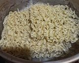 Foto langkah ke 1 dari resep Mie Goreng Ayam.