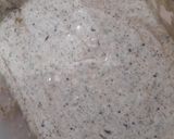 A picture of step 2 of Chicken careemy ya mallaie botti.