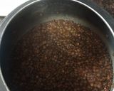 काली मसूर की दाल (Kali masoor ki dal recipe in hindi) रेसिपी चरण 1 फोटो