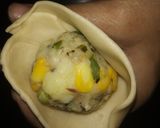 ચીઝ કોર્ન સમોસા (Cheese Corn Samosa Recipe in Gujarati) રેસીપી સ્ટેપ8ફોટો