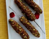 A picture of step 4 of Dates and Nuts Sticks.