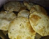 A picture of step 3 of Dry methi ki Puri.