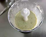 Une image de l'étape 5 de Sauce salade épicée au basilic, moutarde, ail et citron.
