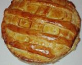 Foto del paso 5 de la receta: Tortilla de patatas en hojaldre rellena de jamón de york y queso 
