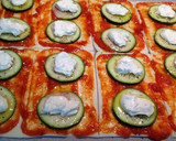 Foto del paso 7 de la receta: Mini pizzas de calabacín, jamón y queso Philadelphia