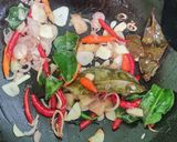 Foto langkah ke 3 dari resep Asem asem daging.