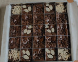 Foto langkah ke 6 dari resep Brownies Panggang Fudgy Shiny Crust.