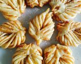 Hình bước làm 3 của món Bánh chiếc lá