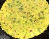 A picture of step 4 of Oats Atta Methi Paratha.