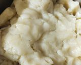 गोड शंकरपाळी (god shankarpali recipe in marathi) रेसिपी स्टेप 2 फोटो 