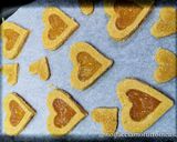 Foto del passaggio 7 della ricetta Biscotti Senza Glutine con Marmellata HomeMade