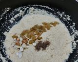 A picture of step 2 of Sooji halwa (Rava nu sheero).