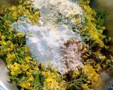 সর্ষে ফুলের বড়া (shorshe fuler bora recipe in Bengali) রেসিপির ধাপ 2 ছবি