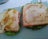 Foto langkah ke 4 dari resep Sandwitch roti tawar isi kornet keju.