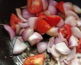 A picture of step 3 of Mushroom tikka Masala.