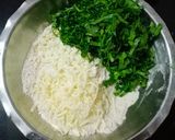 A picture of step 2 of Spinach Ricotta Damper.
