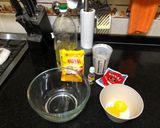 Foto del paso 1 de la receta: Postre de vainilla con base de masitas de maicena
