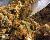 வெங்காயத்தாள் மூக்கிரட்டை கீரை முட்டை பொறியல்(spring onion mookkirattai keerai poriyal recipe) ரெசிபி ஸ்டேப் 2 புகைப்படம்