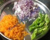 A picture of step 2 of Poha Upma with carrot.
