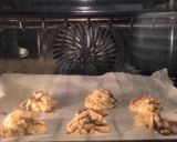 A picture of step 5 of Gooey chocolate chip & peanut butter cookies 🍪.