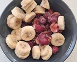 عکس مرحله 2 از دستور بستنی گیلاس