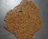 तीळ पापडी (til papdi recipe in marathi) रेसिपी स्टेप 3 फोटो 