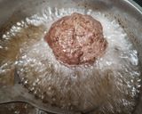 Foto del passaggio 5 della ricetta Polpetta con cuore alla coque, salsa alla zucca, spuma di parmigiano e caviale di aceto balsamico