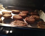 Foto del paso 4 de la receta: Galletas de avena, miel y crema de maní