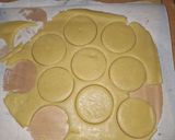 عکس مرحله 7 از دستور بیسکویت وانیلی یلدایی (Vanilla Biscuits)