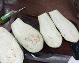 Foto del paso 1 de la receta: Berenjenas Rellenas con Verduras y Queso