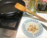 Foto del paso 4 de la receta: Espaguetis de calabacín y zanahoria rallada con pesto de aguacate