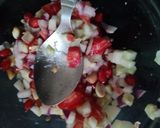 A picture of step 3 of Makhana Bhel.