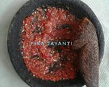 Foto langkah ke 3 dari resep Sambal Pencit (mangga muda).