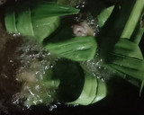 Foto langkah ke 4 dari resep Ayam Goreng Daun Pandan.