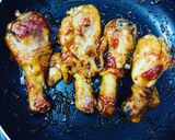 Hình bước làm 5 của món Đùi gà sốt me chua ngọt 🍗🍗🍗