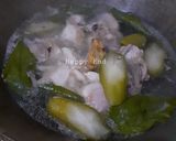 Foto langkah ke 4 dari resep Ayam Kesrut khas Banyuwangi / Ayam Uyah Asem.