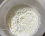 Foto del passaggio 10 della ricetta Crema al mascarpone 2 🟡